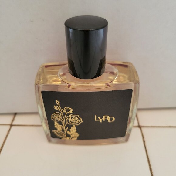Avon LYRD Oud Rose Eau De Parfum Spray 50ml Romantic Spicy Saffron Velvety Patch - Picture 6 of 7
